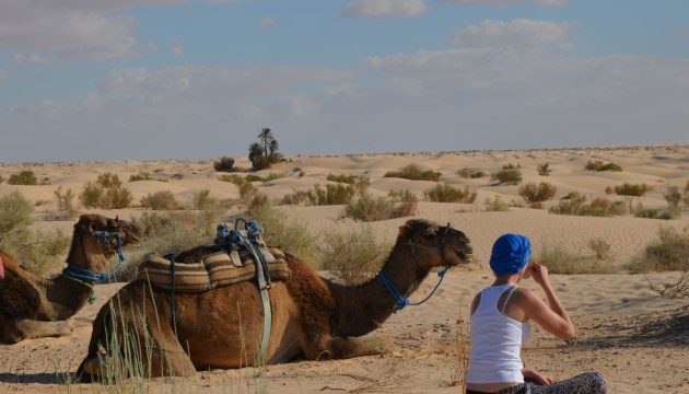 desert tunisien marche femmes fanny Hallet séjour